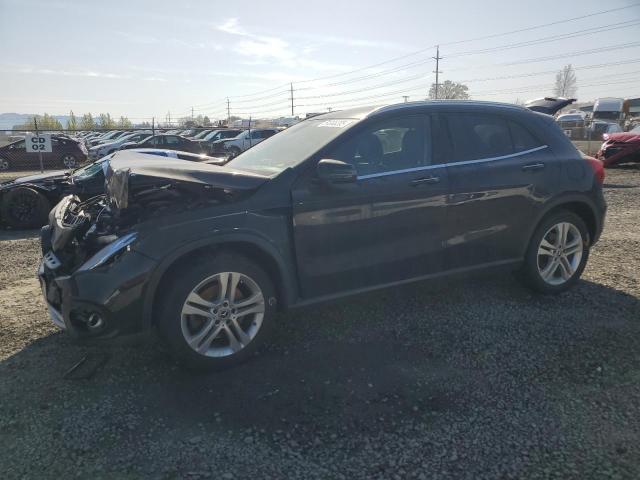 MERCEDES-BENZ GLA 250 4M