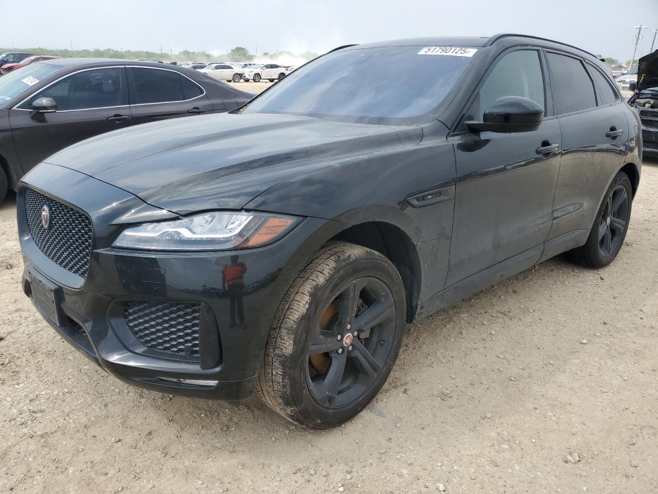 JAGUAR F-PACE CHECKERED FLAG