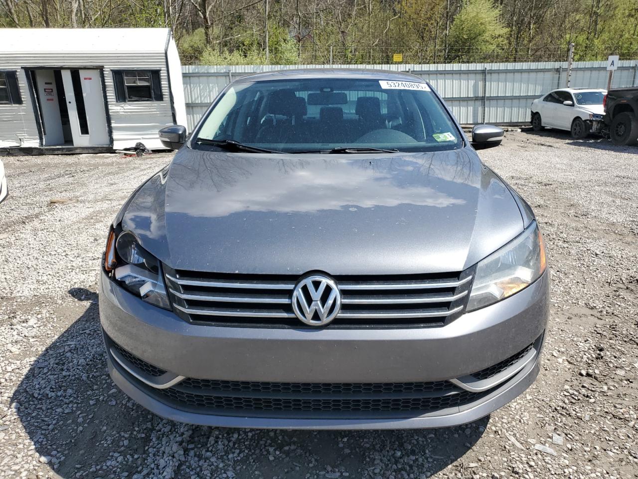 VOLKSWAGEN PASSAT S