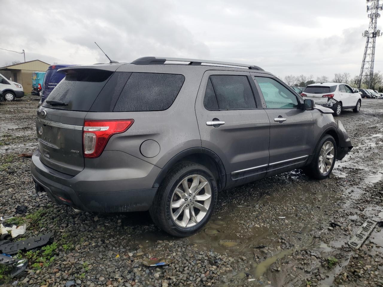 FORD EXPLORER XLT