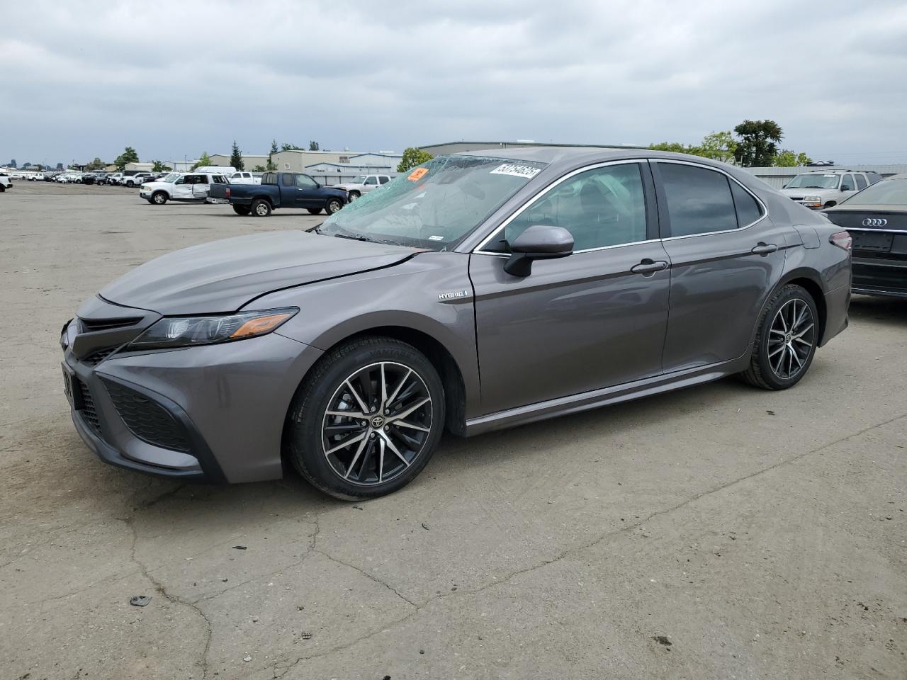 TOYOTA CAMRY SE