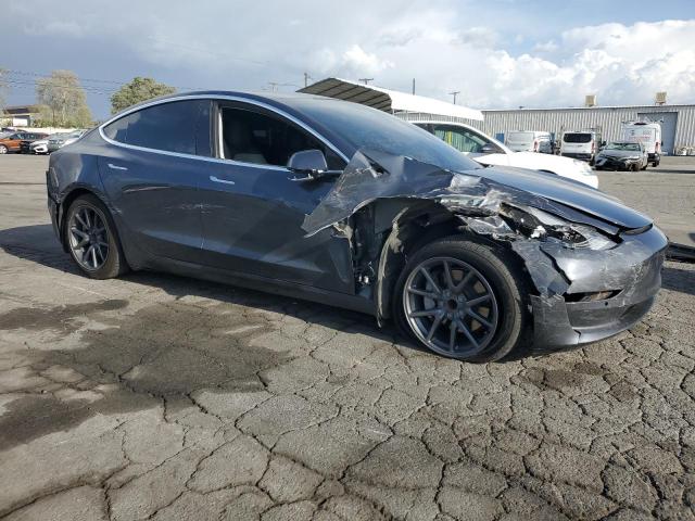 Vin: 5yj3e1ea2kf325694, lot: 51581895, tesla model 3 20194