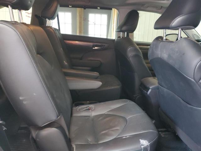 2021 TOYOTA HIGHLANDER - 5TDXBRCHXMS025702