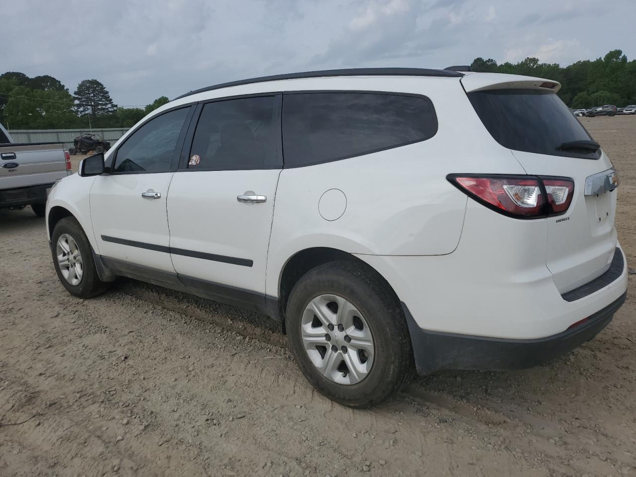 CHEVROLET TRAVERSE LS