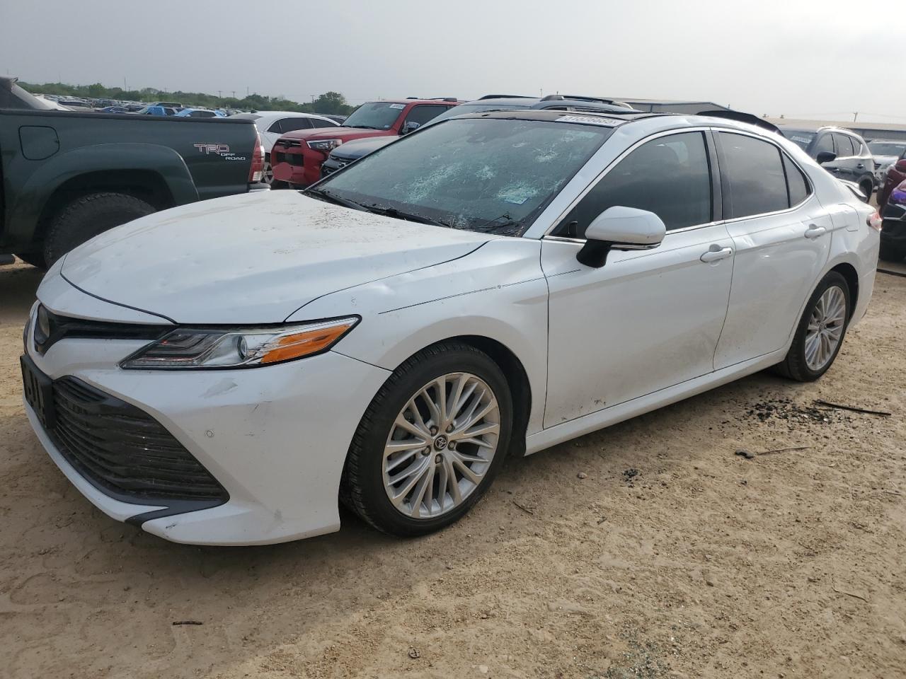 TOYOTA CAMRY L