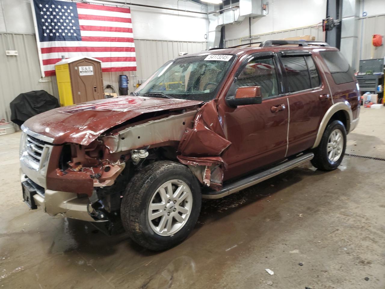 FORD EXPLORER EDDIE BAUER