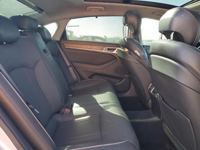 2015 HYUNDAI GENESIS 3. KMHGN4JE7FU066303