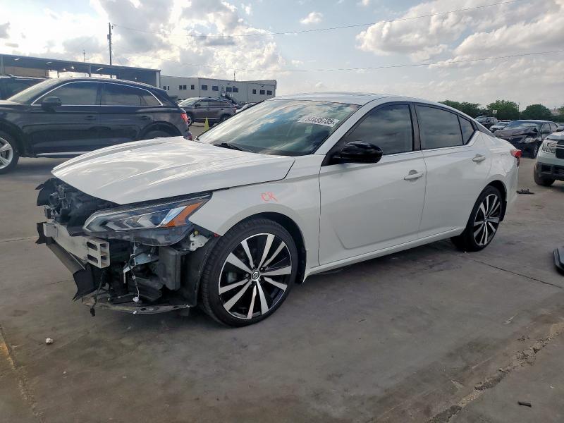 NISSAN ALTIMA SR