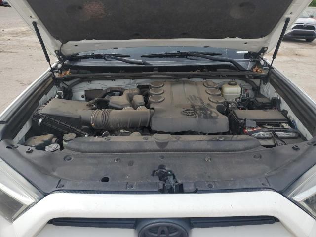 2020 TOYOTA 4RUNNER SR - JTEBU5JR1L5743499