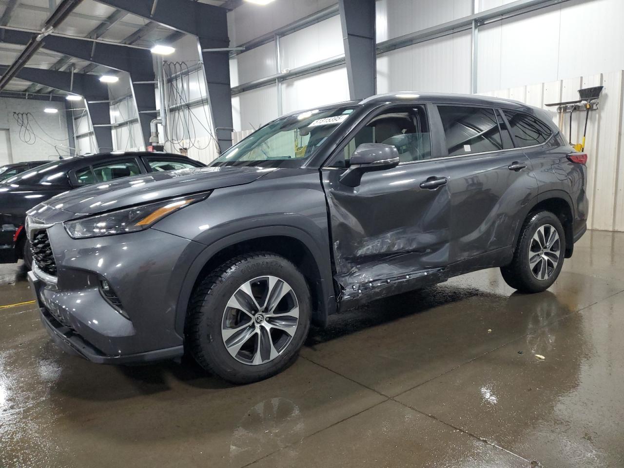 TOYOTA HIGHLANDER L