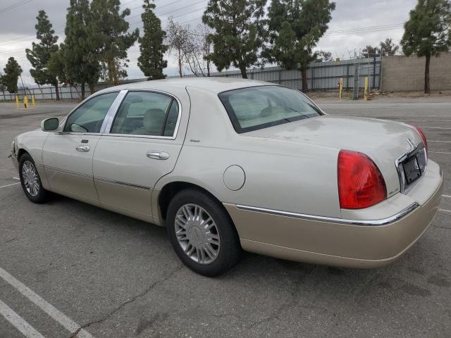 LINCOLN TOWN CAR D 2006 beige  gas 1LNHM83W66Y647739 photo #3