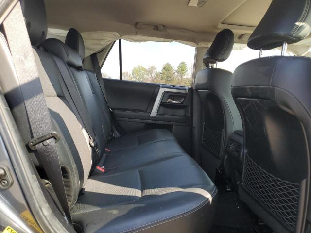 2020 TOYOTA 4RUNNER SR - JTEBU5JR3L5809230