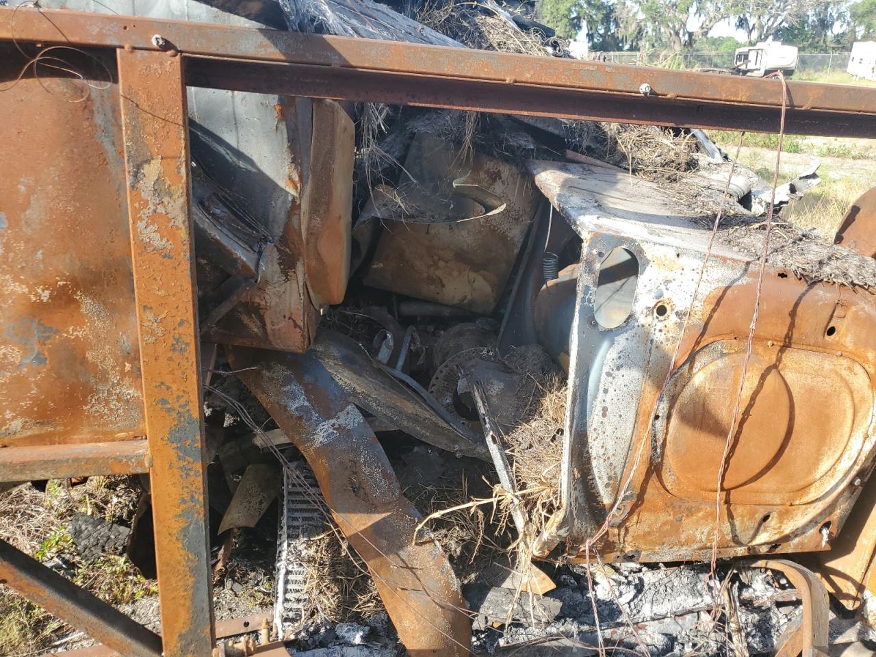 Lot #3213808802 2015 FREIGHTLINER CHASSIS XC