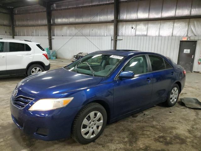 TOYOTA CAMRY BASE