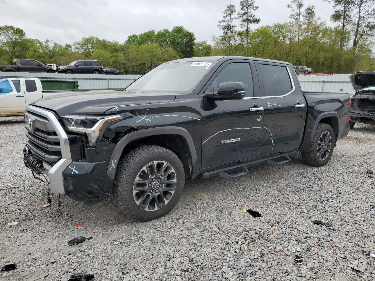 TOYOTA TUNDRA CREWMAX LIMITED