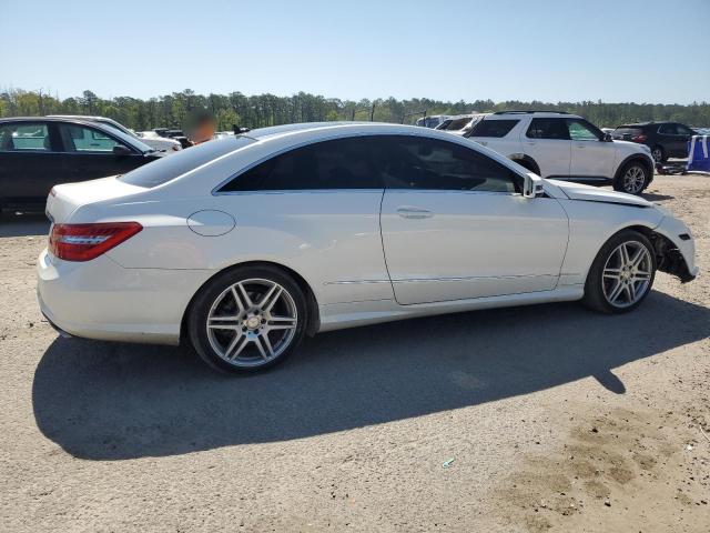 Vin: wddkj7cb5af031213, lot: 52567625, mercedes-benz e-class 550 20103