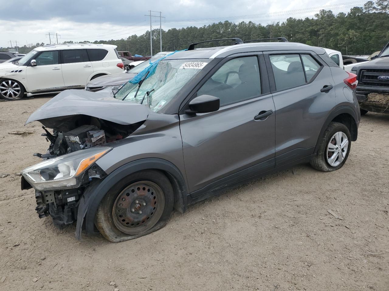 NISSAN KICKS S