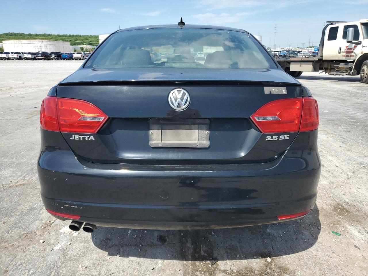 VOLKSWAGEN JETTA SE