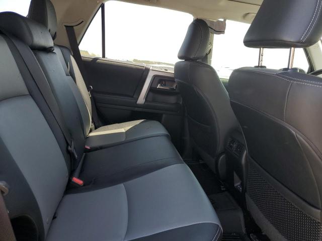 2023 TOYOTA 4RUNNER SE - JTENU5JR6P6118562