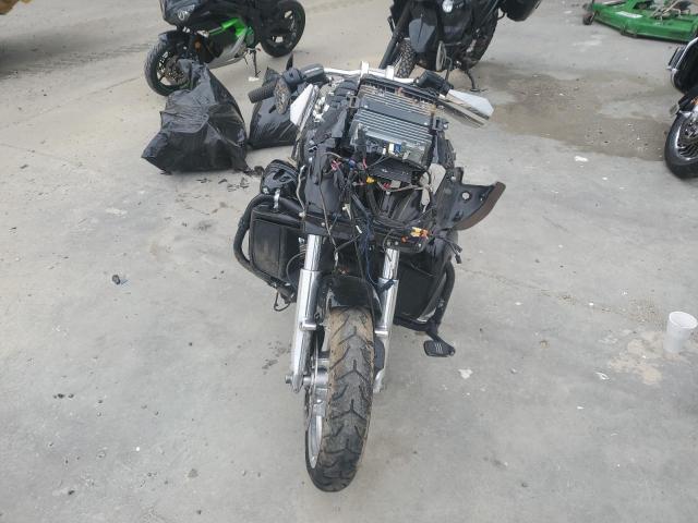 2015 HARLEY-DAVIDSON FLTRXS ROA 1HD1KTM12FB666162