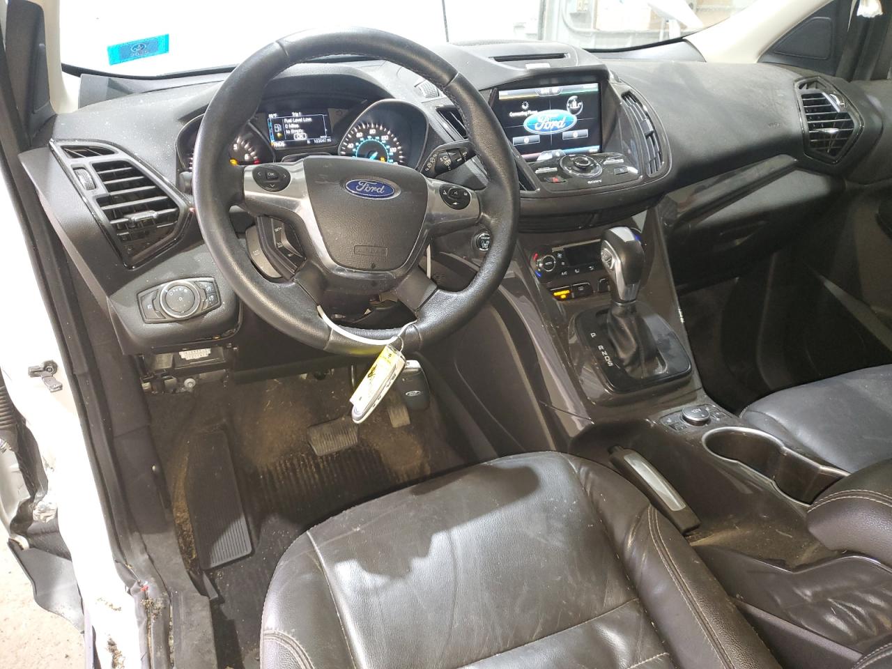 FORD ESCAPE TITANIUM