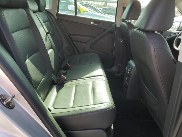 2015 VOLKSWAGEN TIGUAN S - WVGAV7AX2FW604967