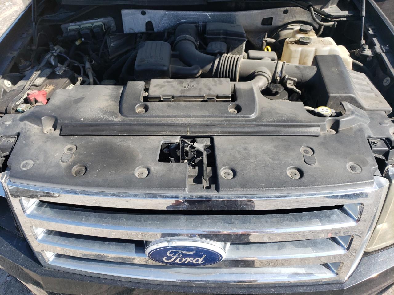 FORD EXPEDITION LIMITED