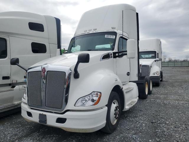 KENWORTH T680 2015 white tractor diesel 1XKYD49X2FJ466034 photo #3