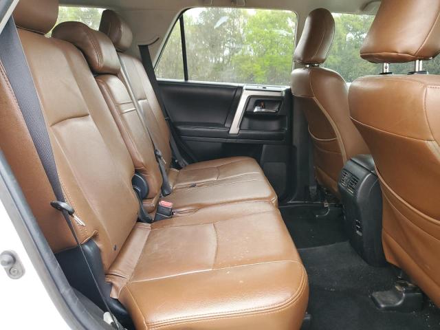 2018 TOYOTA 4RUNNER SR - JTEZU5JR9J5171450