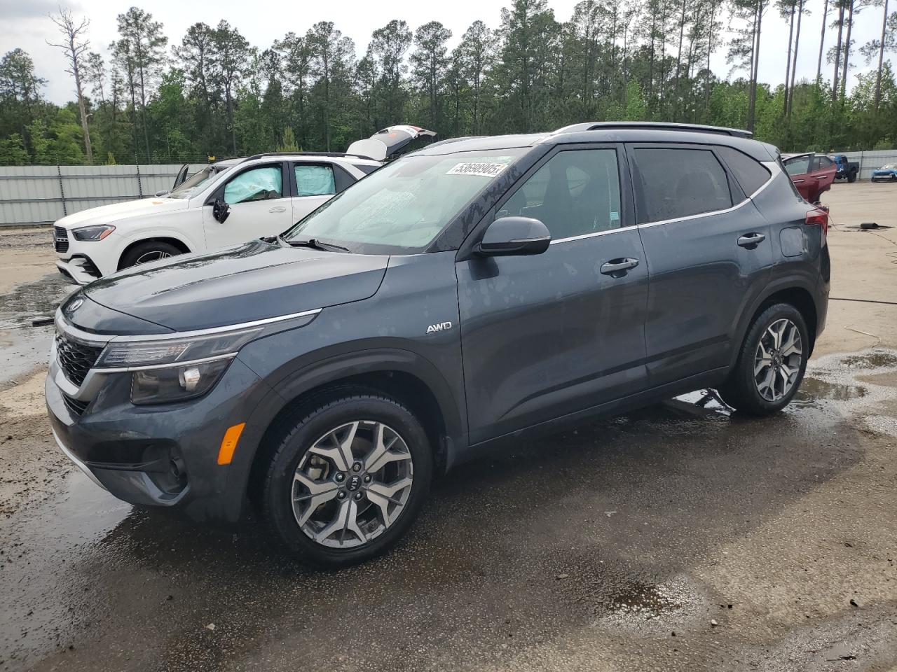 KIA SELTOS EX