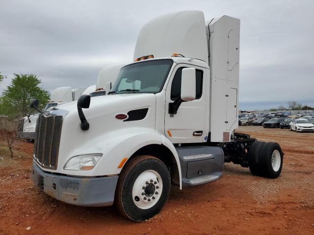 PETERBILT 579 2017 white tractor compressed natural gas 1NPBAH8X3HD421469 photo #3
