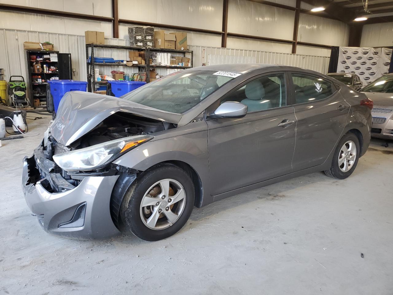 HYUNDAI ELANTRA SE