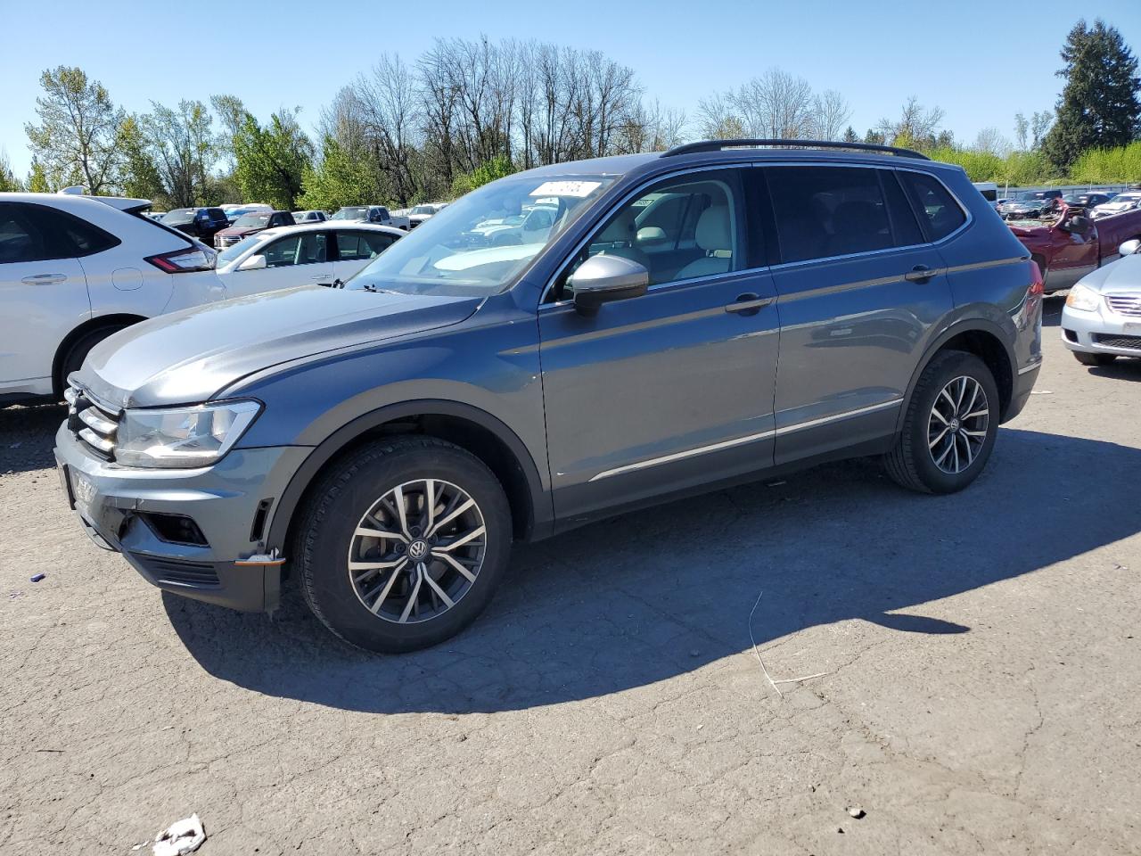 VOLKSWAGEN TIGUAN SE