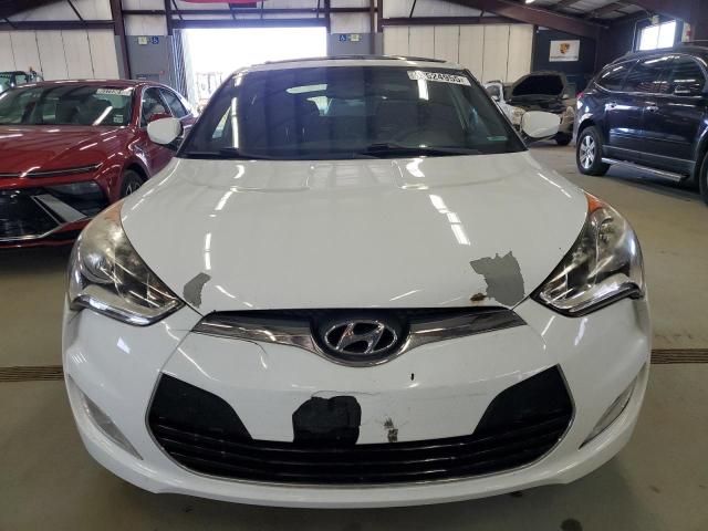 2017 HYUNDAI VELOSTER KMHTC6AD2HU324026