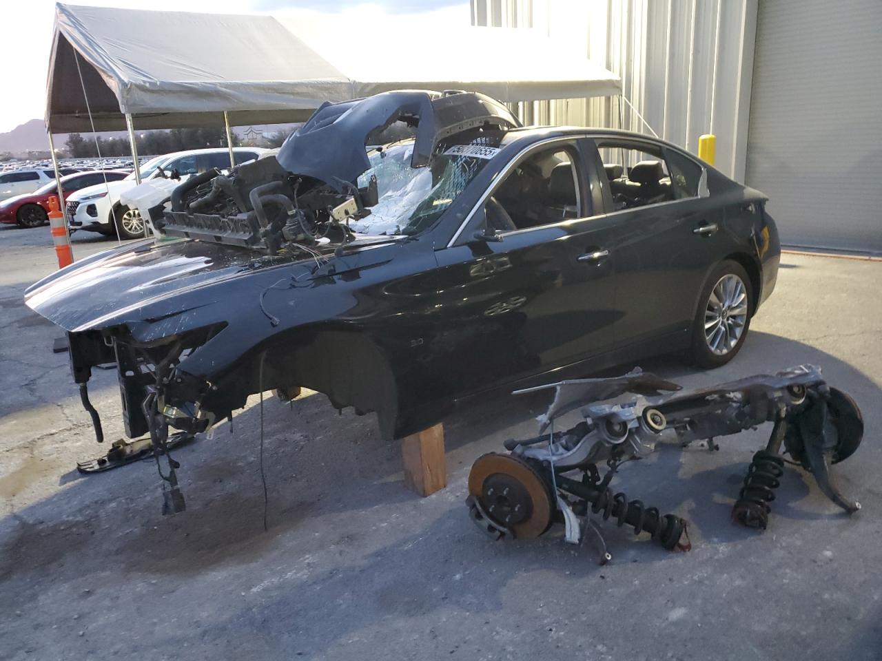INFINITI Q50 LUXE