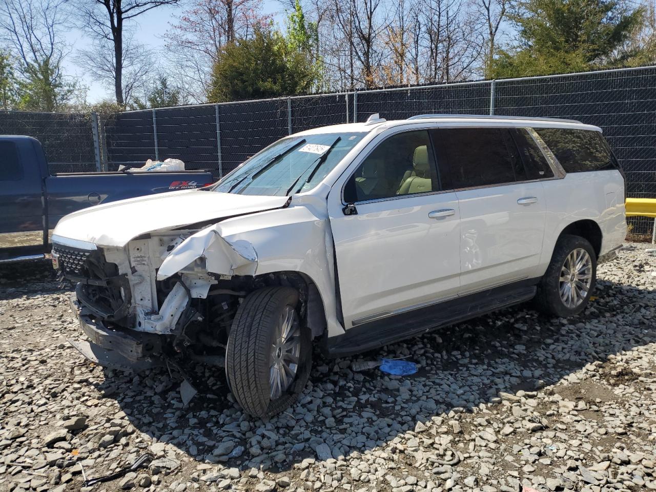 CADILLAC ESCALADE ESV PREMIUM LUXURY