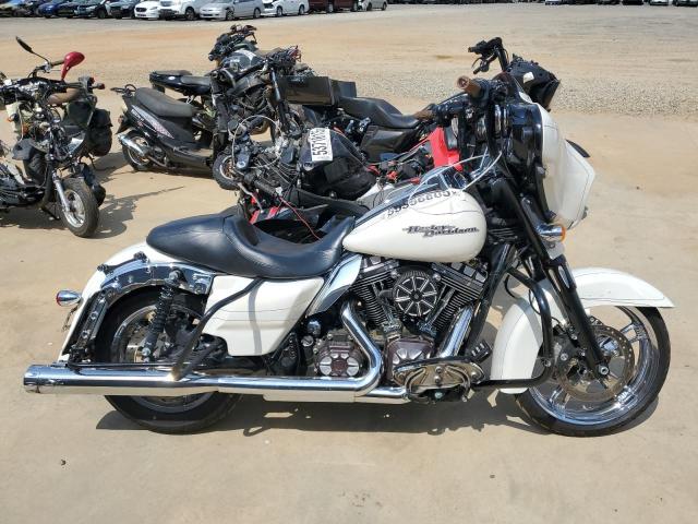 HARLEY-DAVIDSON FLHXS STRE