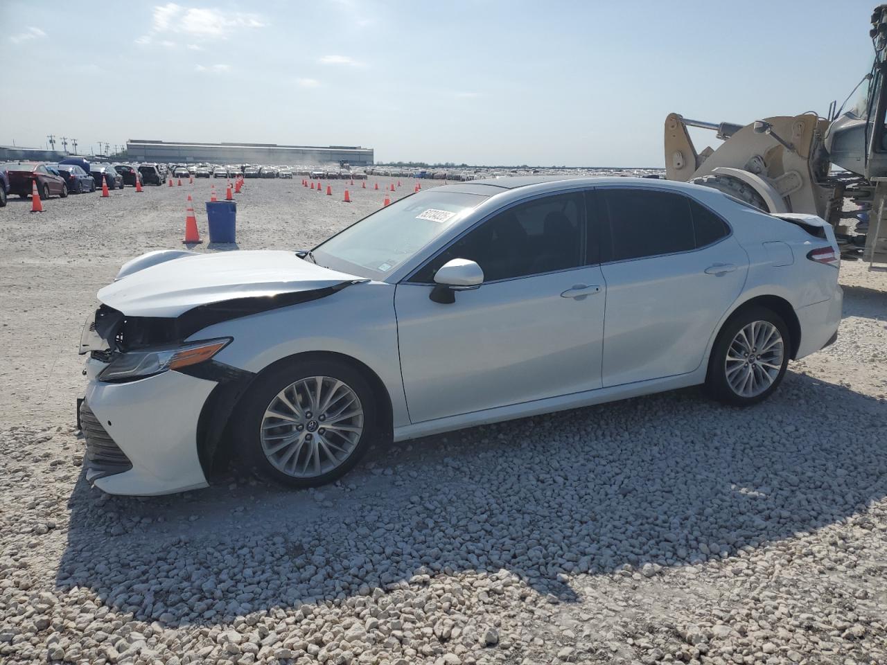 TOYOTA CAMRY XSE
