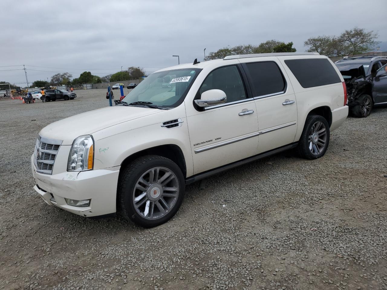 CADILLAC ESCALADE ESV PLATINUM