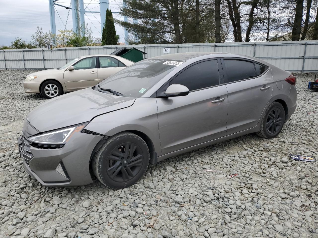 HYUNDAI ELANTRA SEL