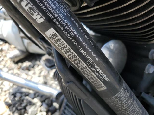 2019 HARLEY-DAVIDSON ROAD KING 1HD1FBC13KB654290
