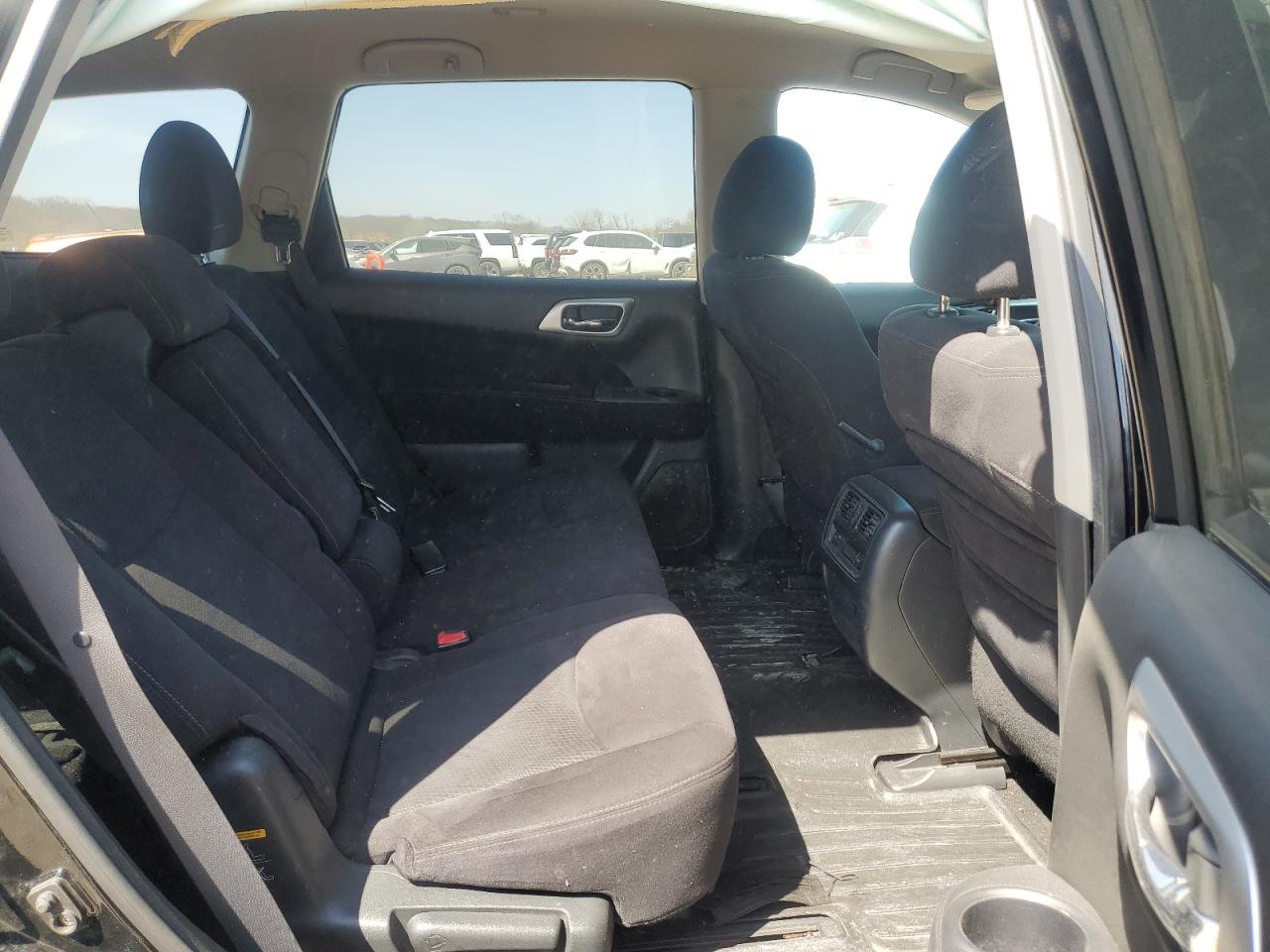 Nissan Pathfinder 2013