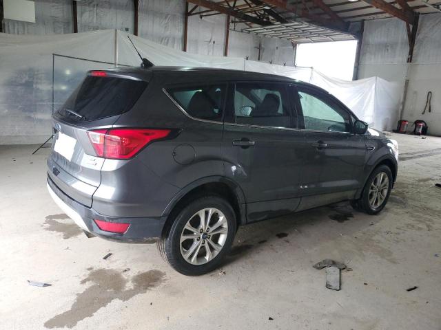 Vin: 1fmcu9gd1kub24218, lot: 51433435, ford escape se 20193