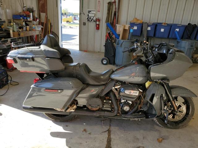 Global Auto Auctions: 2022 HARLEY-DAVIDSON FLTRK