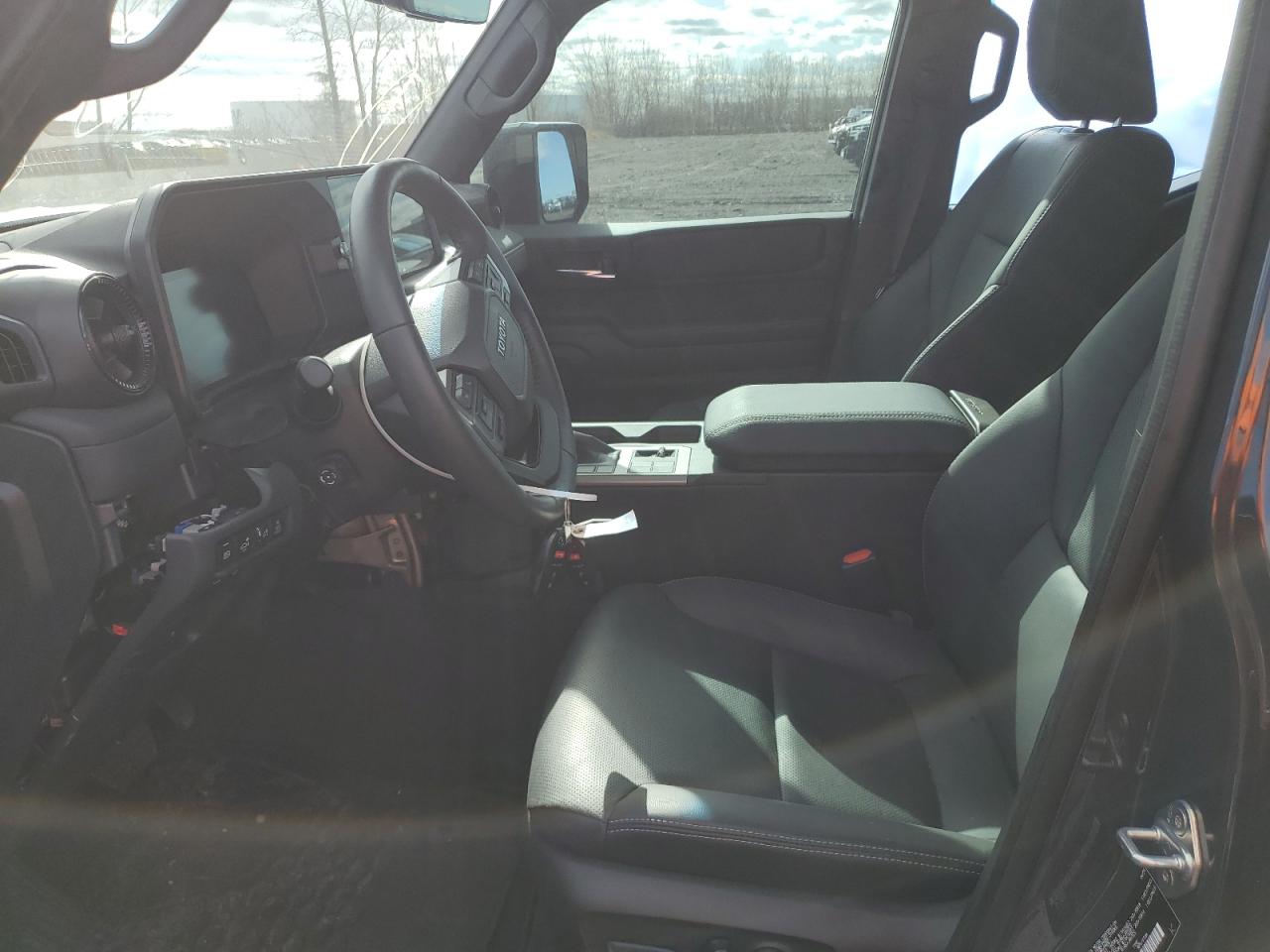 TOYOTA LAND CRUISER BASE