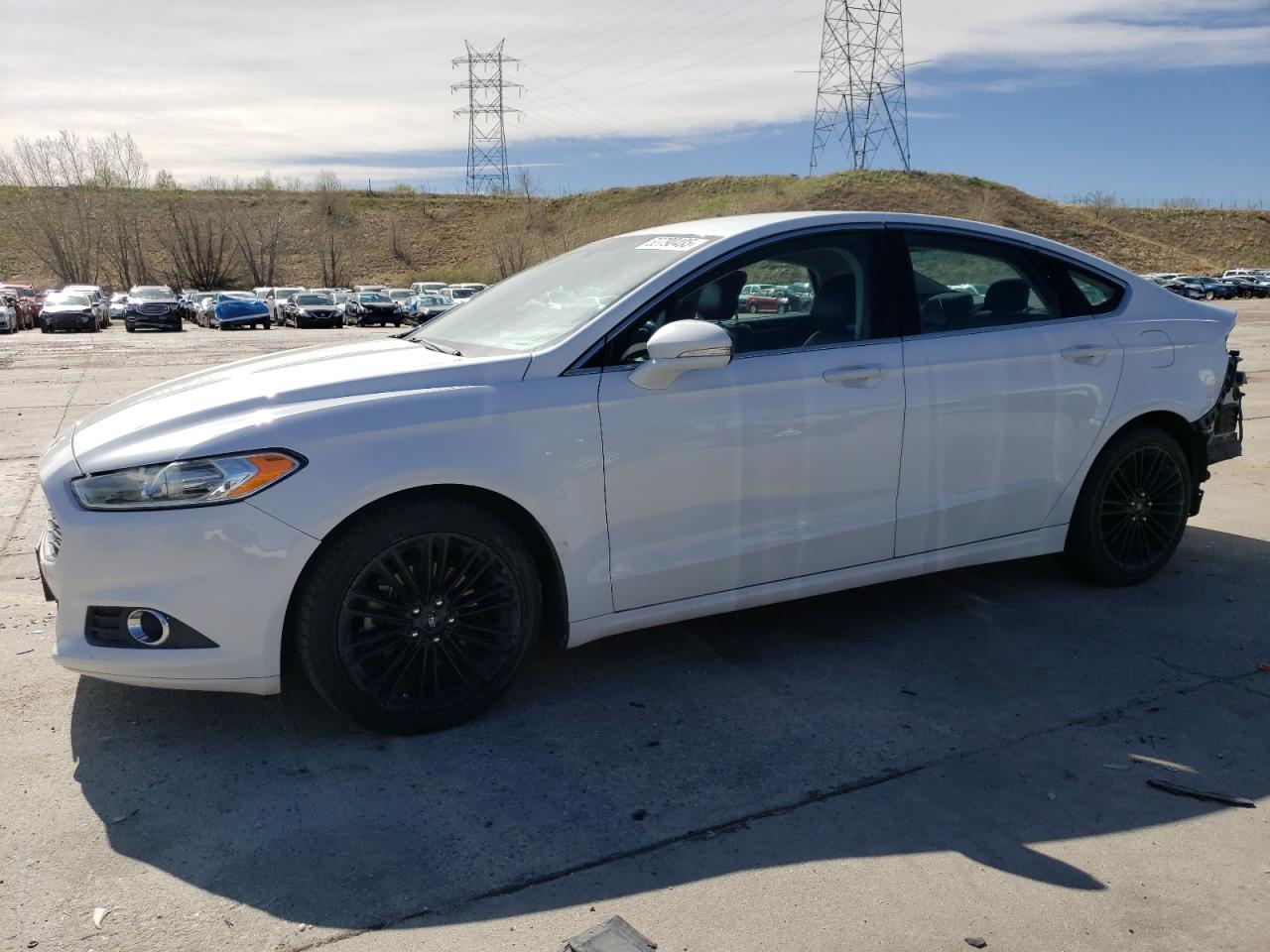 FORD FUSION SE