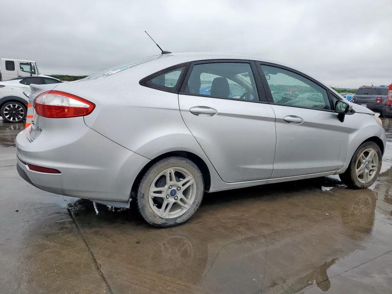 FORD FIESTA SE 2017 silver  gas 3FADP4BJ3HM137507 photo #4