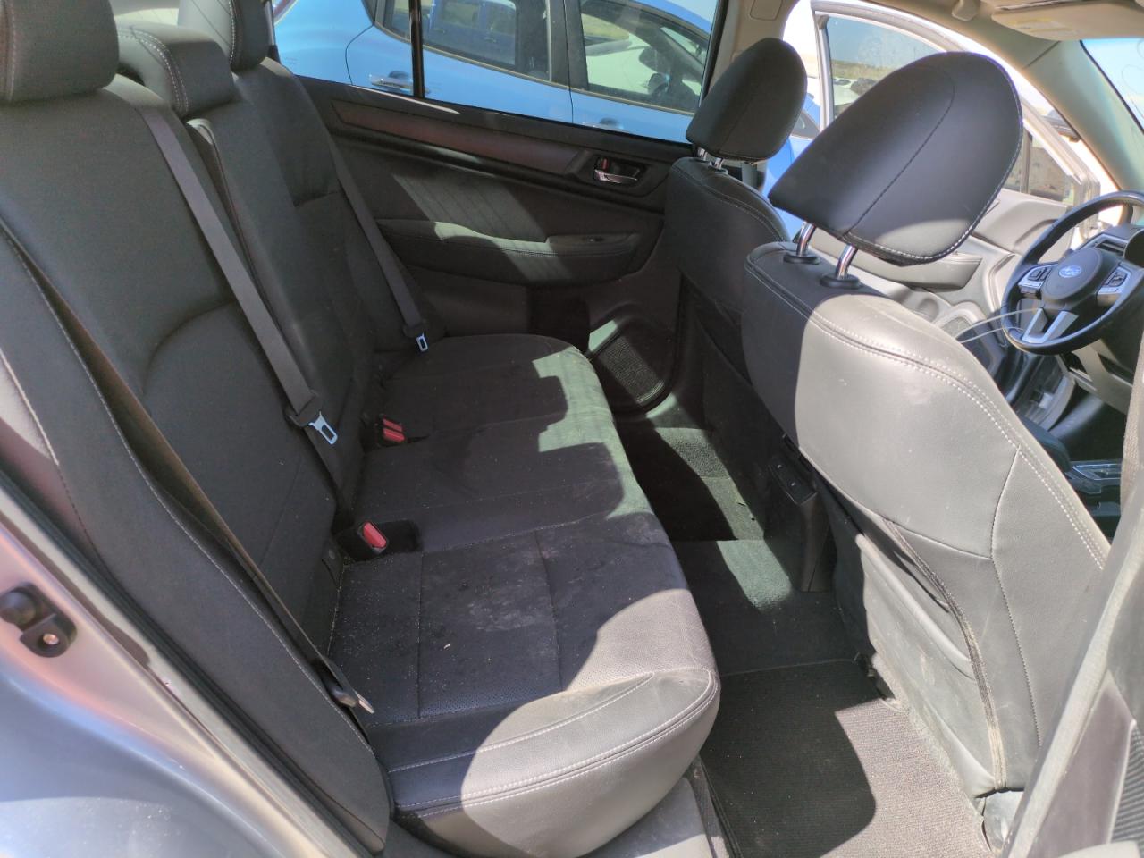 SUBARU LEGACY 2.5I LIMITED