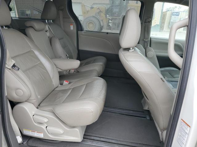 2016 TOYOTA SIENNA XLE - 5TDYK3DC9GS702117
