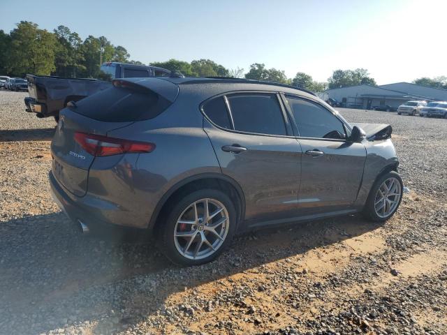 2018 ALFA ROMEO STELVIO TI ZASFAKNN9J7C02195